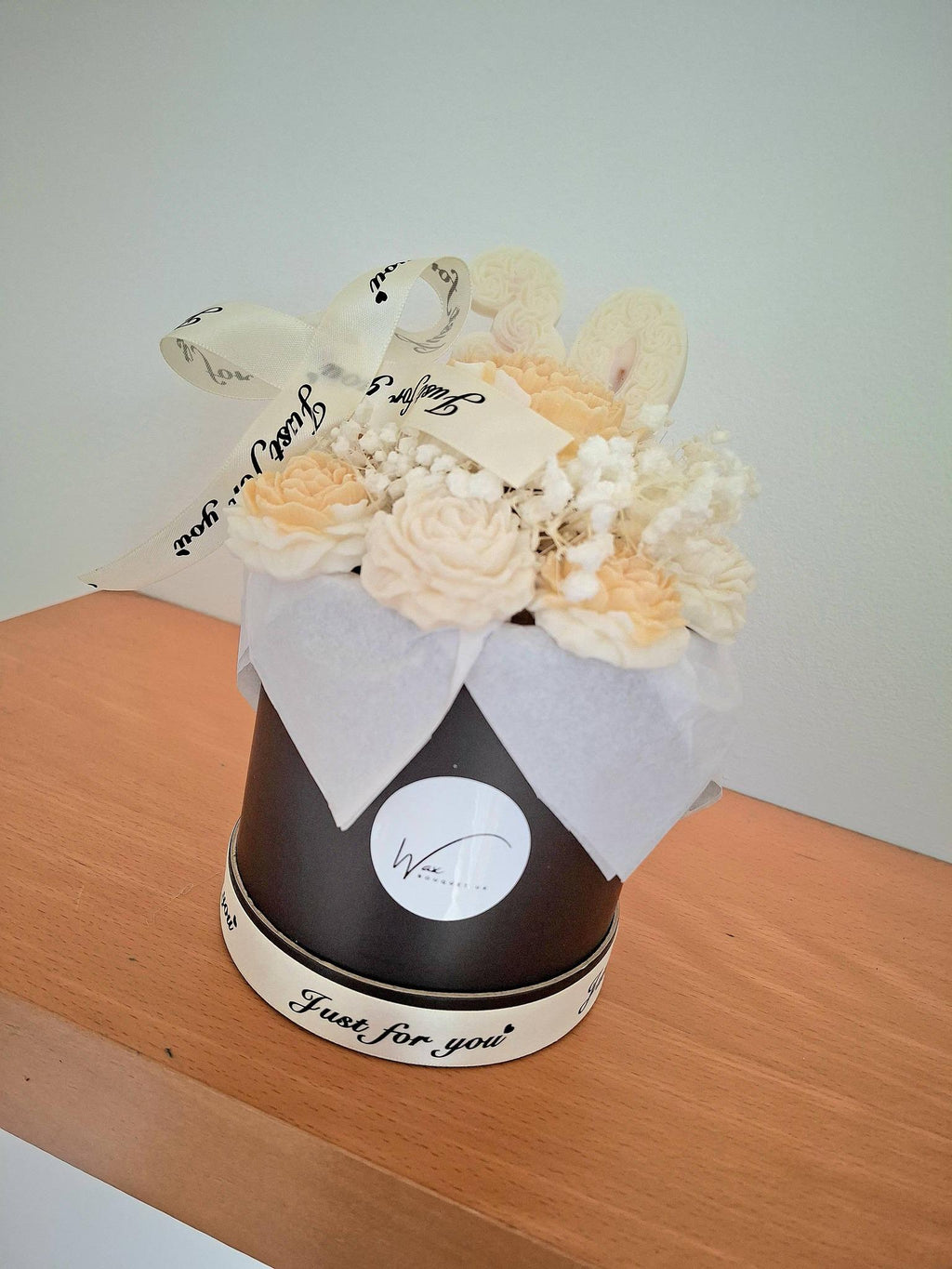 Black Luxe Flower Wax Melt Bouquet | Wax Melt Gift | Wax Melts UK | Gift for Her | Birthday Gift | Highly Scented | Long Lasting