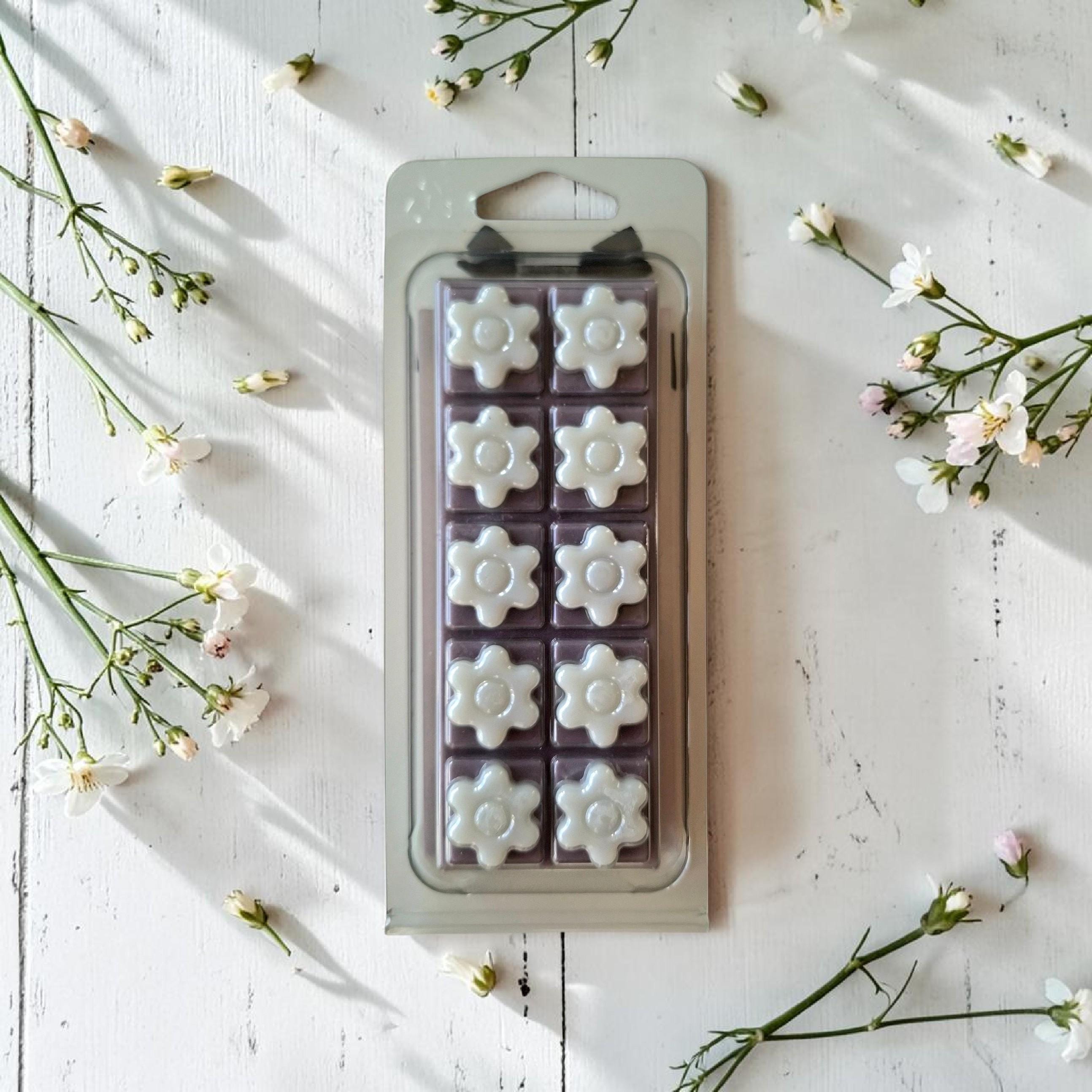 Flower Bomb Wax Melt, Perfume Inspired Soy Snap Bar
